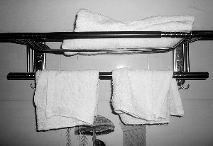 海口：酒店房間衛生用品涉“三無”？