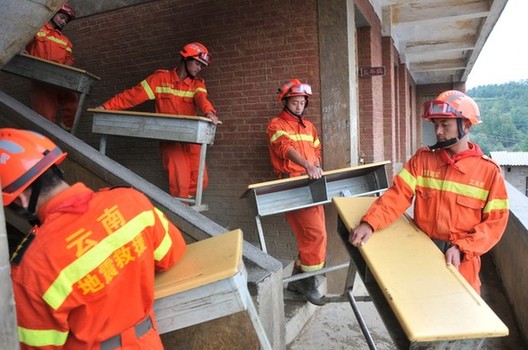 昭通震中第一所偏遠(yuǎn)山區(qū)小學(xué)恢復(fù)上課