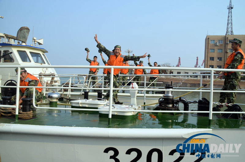 江蘇海警官兵用《江南style》緩解壓力