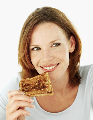 改變10個(gè)吃飯習(xí)慣 “腹婆”變“腰精”