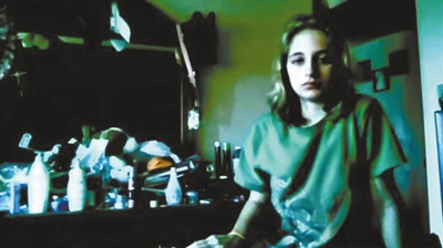 美17歲少女患睡美人綜合征 一覺竟長眠兩月余