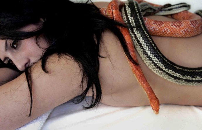 令人瞠目結(jié)舌的全球另類療法