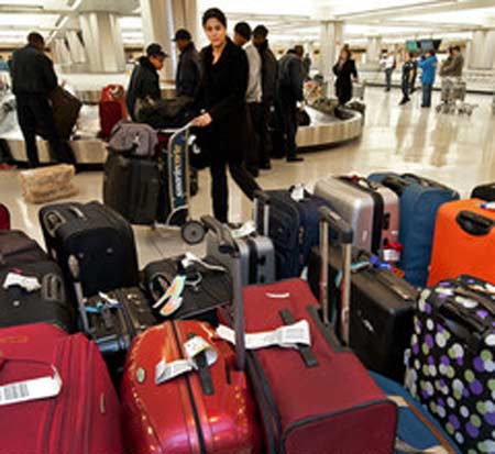 還能再神奇點(diǎn)嗎？游客落下的那些怪異物品（組圖）