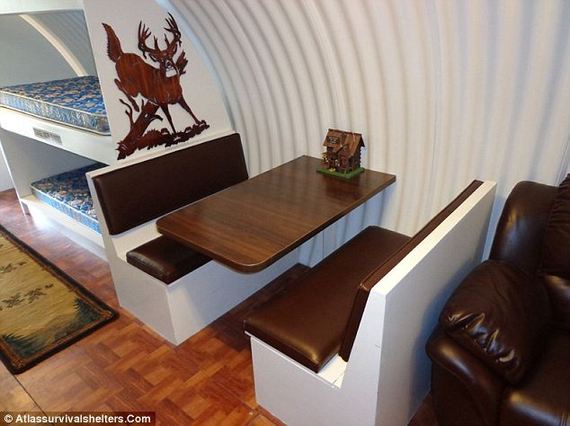 美男子制豪華避難艙應(yīng)對(duì)世界末日：造價(jià)46萬元