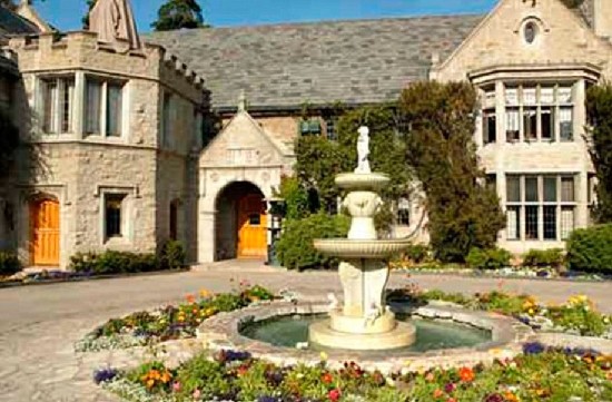 86歲《花花公子》創始人娶26歲嫩模 結婚照曝光