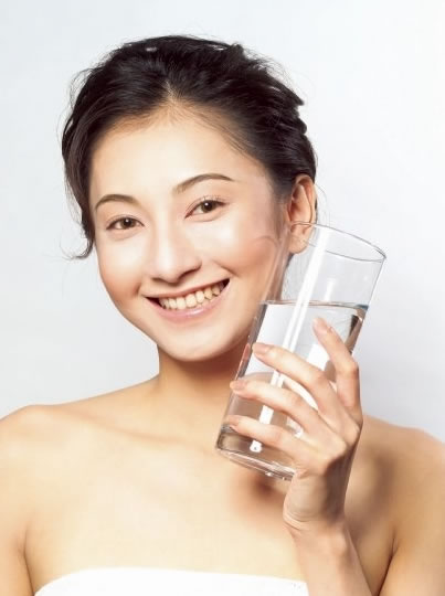 早晨4個惡習讓你折壽20歲 醒后立即小便(組圖)