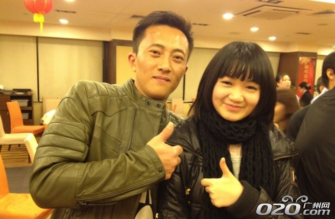 保時捷少女救人被疑炒作 清純生活照曝光(組圖)