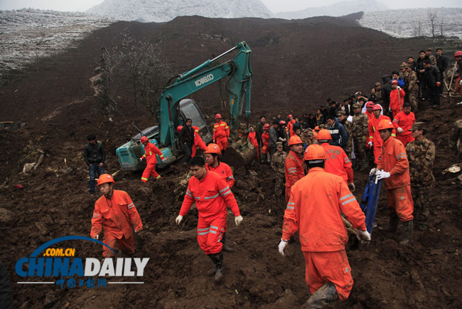 云南鎮雄縣山體滑坡已造成42人遇難