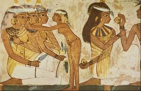 那些發(fā)生在古埃及金字塔中的奇異事件