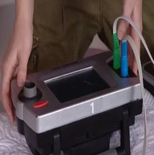 男子體驗分娩鎮痛 難以忍痛終放棄(組圖)