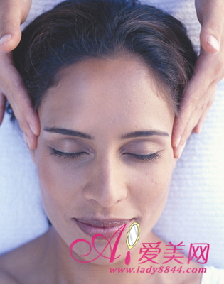 痘痘的位置警示你的身體健康問題（圖）