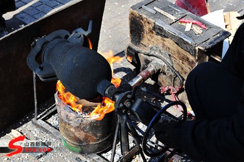 中國老式爆米花機登上美國探索節(jié)目走紅