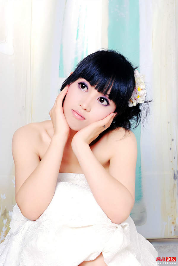 蛇精引發PS熱潮 全民惡搞掀高潮