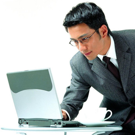 年終獎IT業最高7萬到10萬 七成員工愿公司公開發