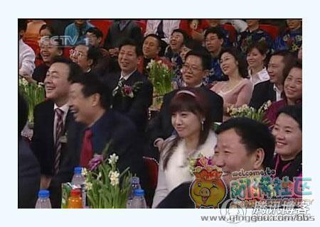 《我是歌手》淚點女走紅 盤點意外走紅的神秘觀眾