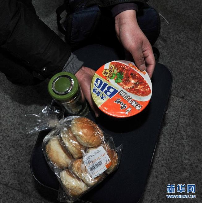 回家的路上，他們這樣省錢