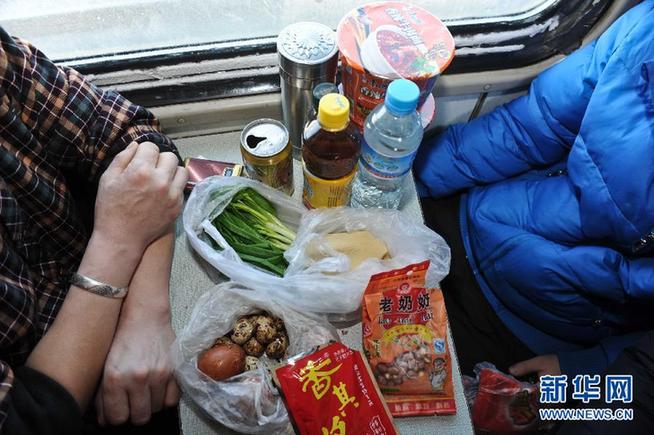 回家的路上,他們這樣省錢