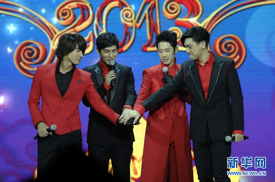 重溫經典 明星合體“搶錢”