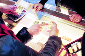 金價回調 京城投資客抄底實物黃金