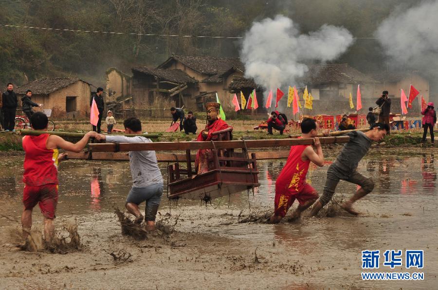 各地“霸氣民風(fēng)”PK鬧元宵