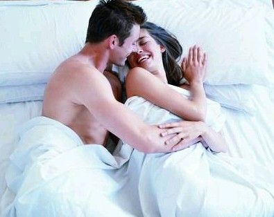 養生:哪種的睡姿的夫妻“最般配”?