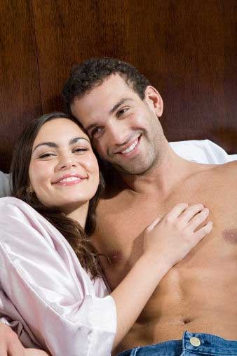 養生：哪種的睡姿的夫妻“最般配”？