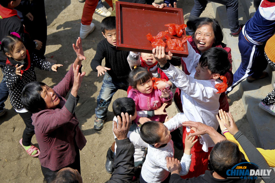 《中國日?qǐng)?bào)》聚焦“二月二”民俗活動(dòng)圖片精選