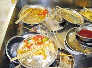 高校“光盤行動”調查：剩飯原因五花八門(圖)