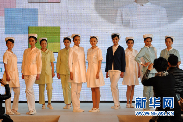 [第一回應]白大褂變粉藍綠，京醫管局詳解醫患新裝