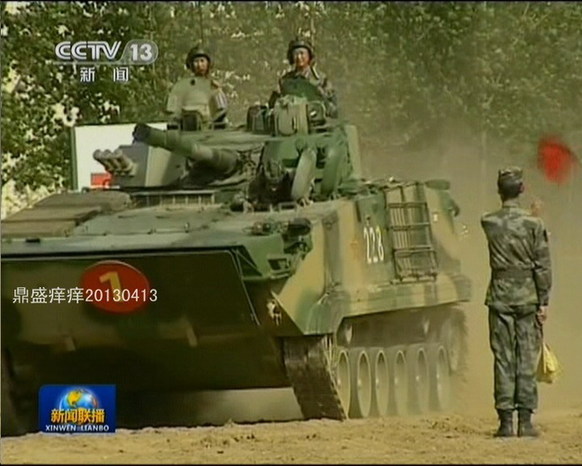 蘭州軍區配新武器