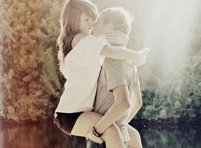 兩性養(yǎng)生:女人9個小動作最具誘惑力/組圖