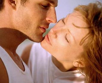 兩性養生:女人9個小動作最具誘惑力/組圖