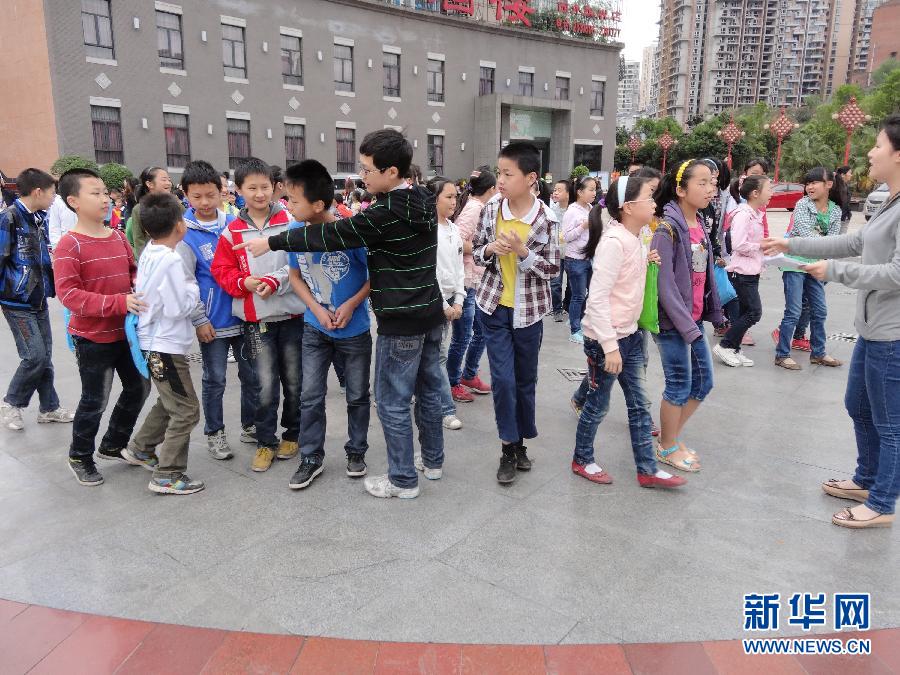 四川雅安蘆山縣地震 初步估計傷亡上百人