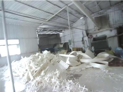 發(fā)泡餐具5月1日解禁在即 調(diào)查稱其生產(chǎn)衛(wèi)生狀況堪憂