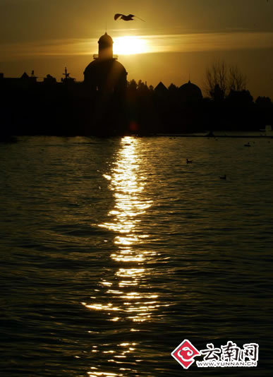 昆明春常在 美景處處現[組圖]