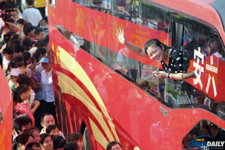 安徽六安：萬人大送考