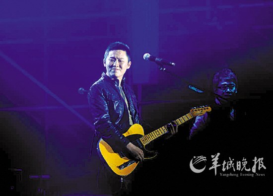 梁博“考研”不夠分，“破格錄取”憑什么