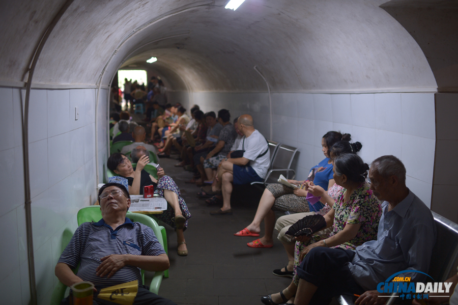 中國日報聚焦全國多地高溫天氣