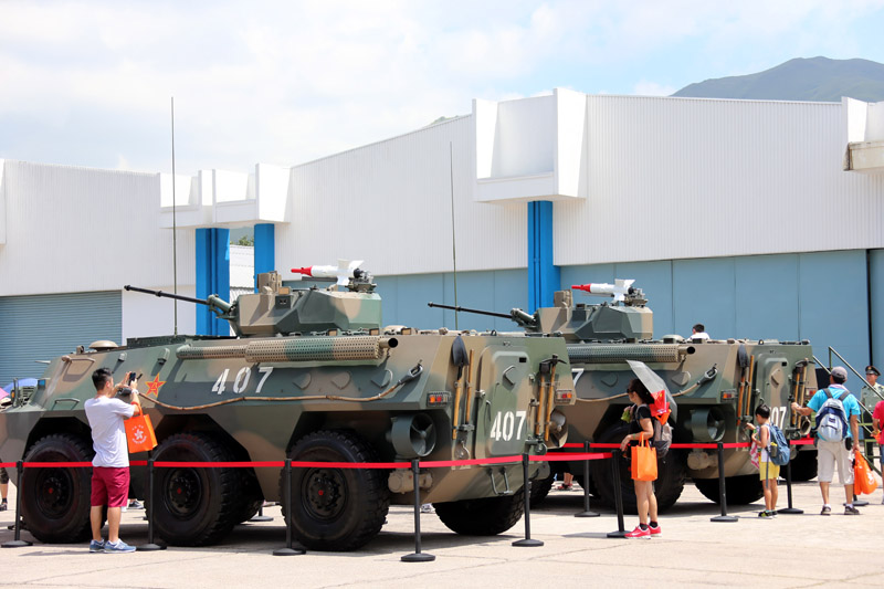 高清：駐港部隊舉行“軍營開放日”活動