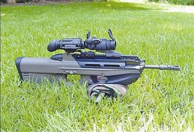 智能步槍自動(dòng)瞄準(zhǔn)系統(tǒng) 不懂射擊也成槍神