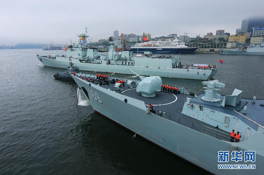 中俄海上聯(lián)演展開實兵演習(xí)階段首日演練