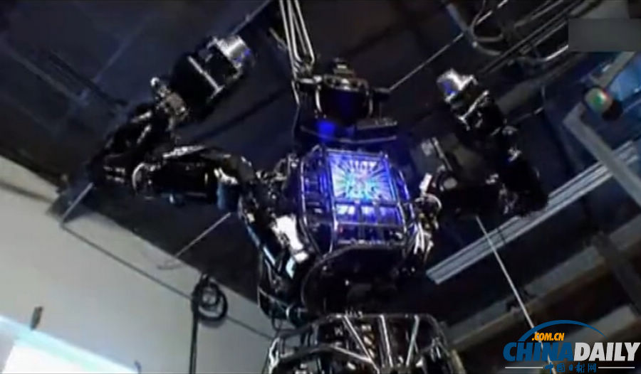 組圖：美軍研制最新戰爭機器人能跑會跳像