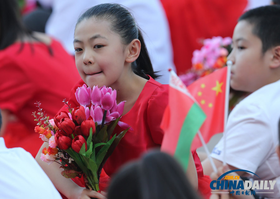 人民大會(huì)堂迎賓風(fēng)景線