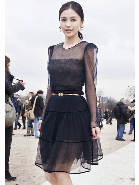 當(dāng)紅混血女星美貌氣質(zhì)大PK