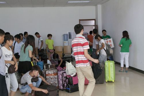 北京人文大學2013年迎新工作正式拉開序幕