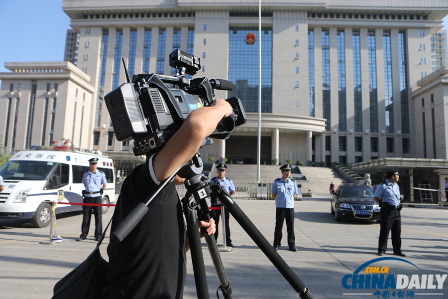 西安：陜西“表哥”楊達才受審 涉嫌兩宗罪