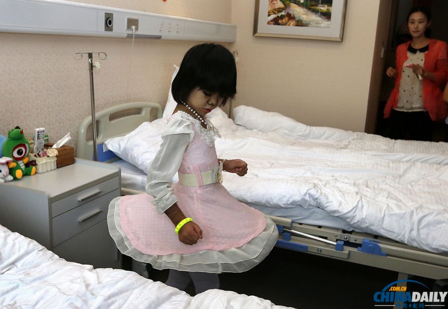 杭州：10歲輟學“毛孩”受關愛 接受面部激光脫毛