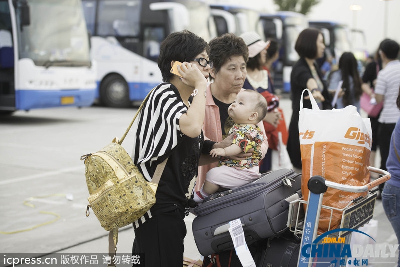 “海娜號”郵輪滯留韓國游客陸續(xù)抵達(dá)北京