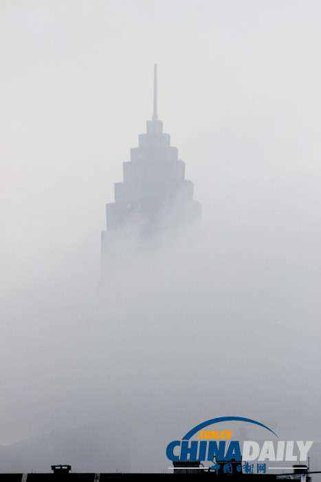 超強臺風“天兔”來襲 浙江紹興現海市蜃樓
