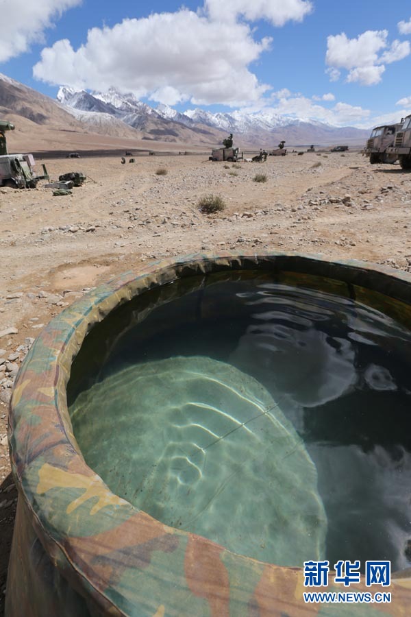 直擊解放軍萬人千車陸空協同高原大對抗